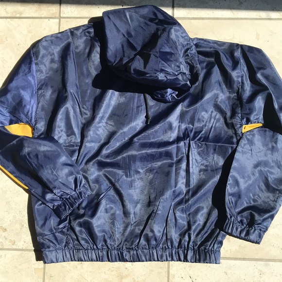 Jacket - Picture 7 of 8